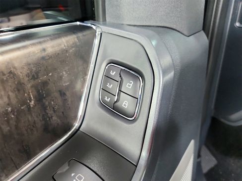 Used 2023 Ford F250 Lariat image 21