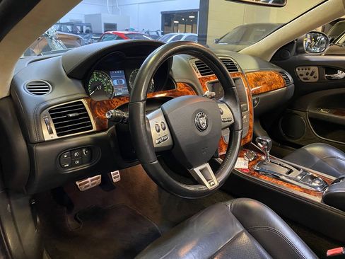Used 2008 Jaguar XKR R RWD image 11