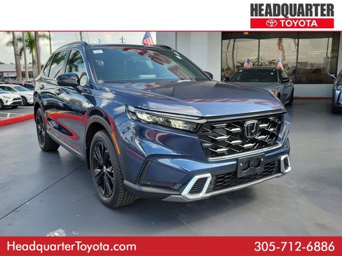 Used 2025 Honda CR-V Sport Touring image 1