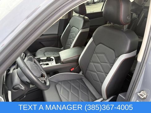 Used 2024 Volkswagen Atlas Peak Edition SEL AWD/4WD image 13