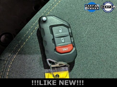 Used 2025 Jeep Wrangler Sport image 30