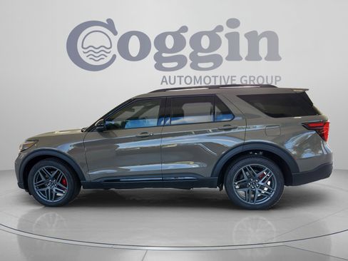 New 2026 Ford Explorer ST w/ Sun And Sound Package AWD/4WD image 2