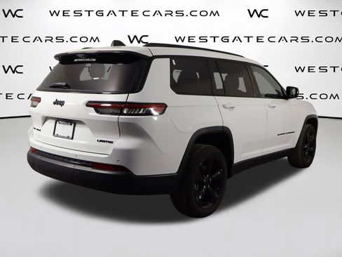 Used 2023 Jeep Grand Cherokee L Limited w/ Luxury Tech Group II AWD/4WD image 47