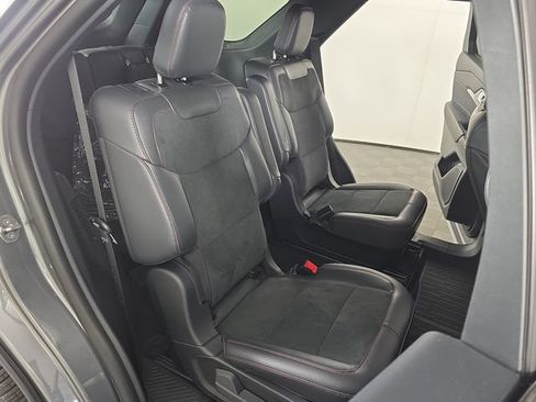 Used 2026 Ford Explorer ST AWD/4WD image 26