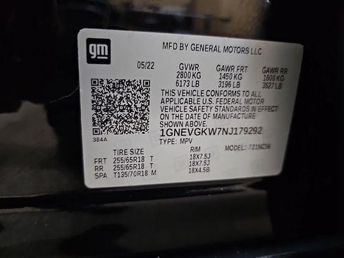 Used 2022 Chevrolet Traverse LT w/ LPO, Floor Liner Package image 24