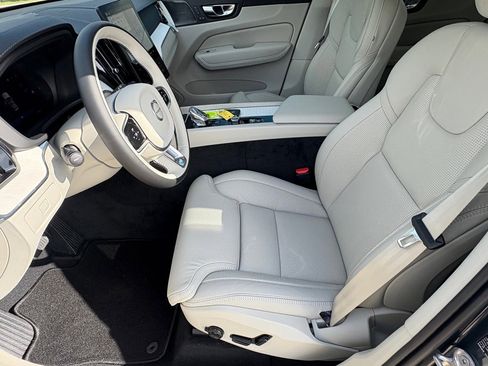 New 2026 Volvo XC60 B5 Ultra w/ Protection Package Premier image 18