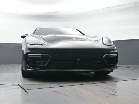 Used 2020 Porsche Panamera GTS AWD/4WD image 38