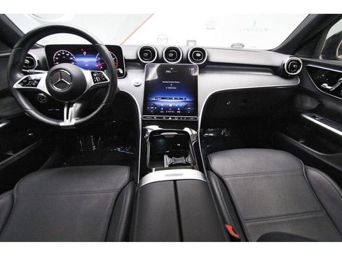 Used 2024 Mercedes-Benz C 300 Sedan image 7