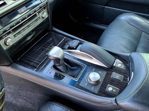 Used 2017 Lexus LS 460 AWD w/ Comfort Package image 18