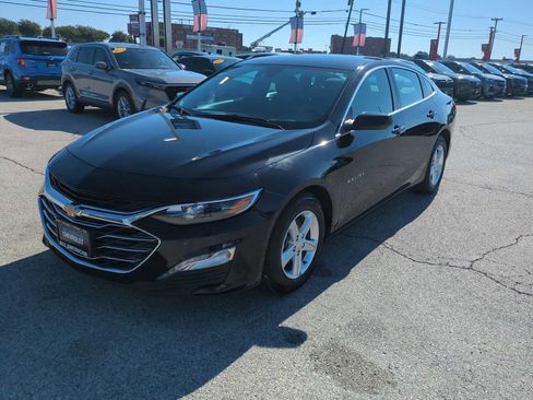Used 2024 Chevrolet Malibu LT FWD image 4