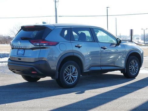 Used 2021 Nissan Rogue S image 7
