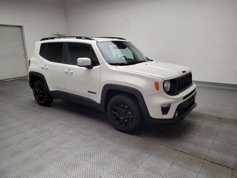 Used 2020 Jeep Renegade Altitude FWD image 11