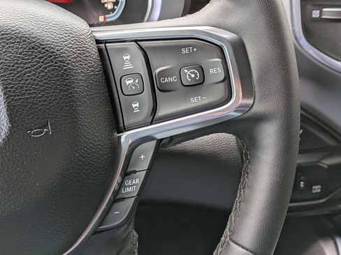 Used 2025 RAM 2500 Laramie image 18