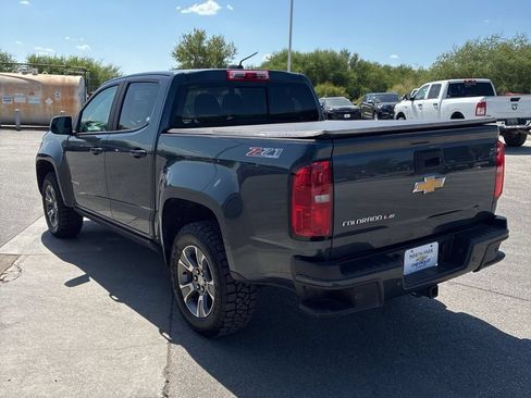 Used 2019 Chevrolet Colorado Z71 AWD/4WD image 2