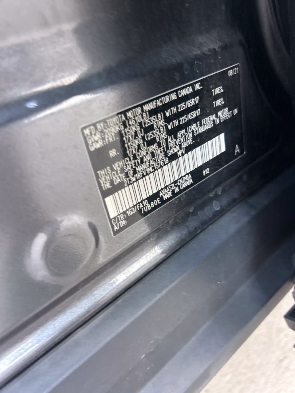 Used 2021 Toyota RAV4 XLE w/ Convenience Package FWD image 6