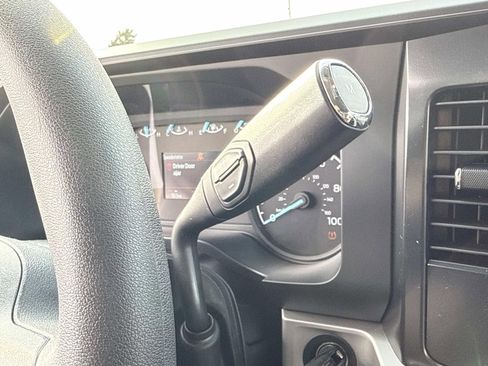 New 2026 Ford F350 XL w/ XL Chrome Package AWD/4WD image 18