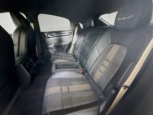 Certified 2022 Porsche Cayenne Turbo GT AWD/4WD image 25
