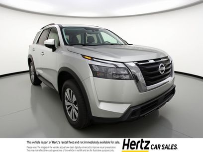 Used 2025 Nissan Pathfinder SV