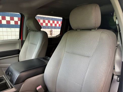 Used 2019 Ford F250 XLT w/ XLT Premium Package AWD/4WD image 10
