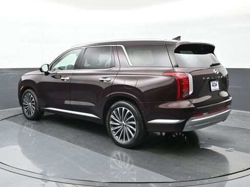 Used 2024 Hyundai Palisade Calligraphy image 6