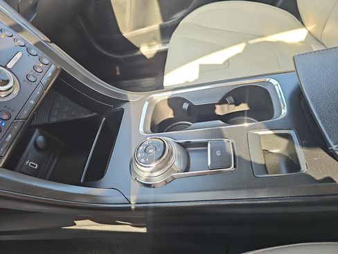 Used 2017 Ford Fusion Titanium FWD image 24