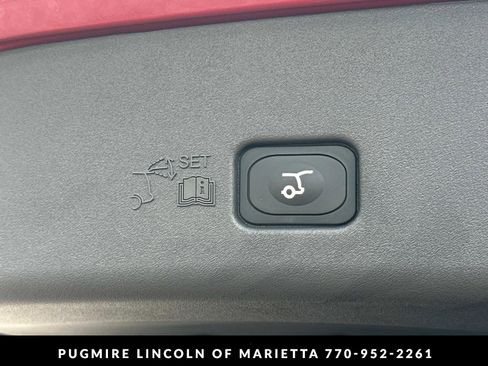 New 2025 Lincoln Nautilus Premier w/ Equipment Group 102A AWD/4WD image 19