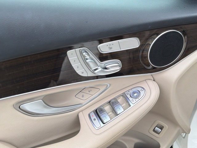 Used 2022 Mercedes-Benz GLC 300 image 20