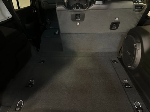 New 2026 Jeep Wrangler Unlimited Rubicon image 14