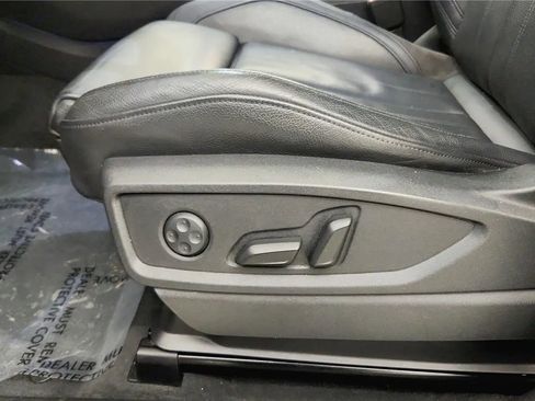 Used 2018 Audi Q5 2.0T Premium Plus w/ Premium Plus Package image 22