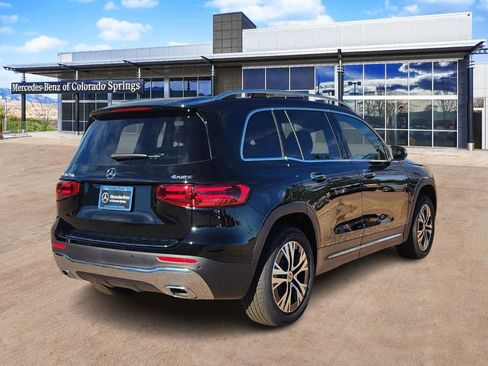 New 2026 Mercedes-Benz GLB 250 4MATIC image 5