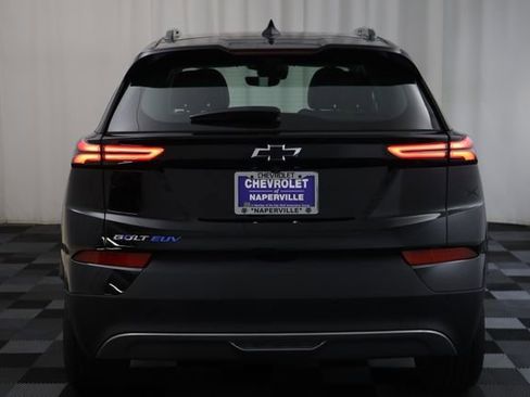 Used 2023 Chevrolet Bolt EUV Premier w/ Sun & Sound Package image 17