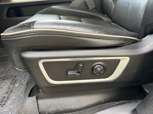 Used 2021 RAM 1500 Laramie image 14