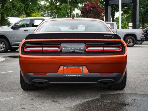 Used 2020 Dodge Challenger SRT Hellcat Redeye RWD image 9
