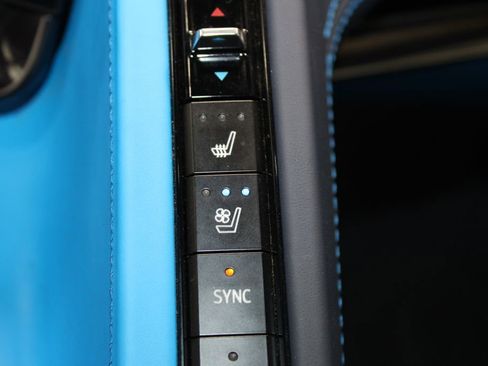 Used 2023 Chevrolet Corvette Stingray Premium Conv w/ Stealth Interior Trim Package image 46