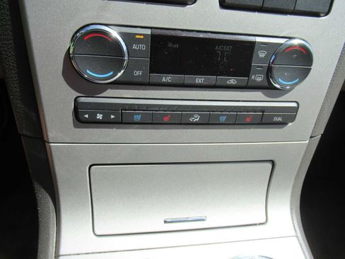 Used 2008 Lincoln MKX AWD image 28