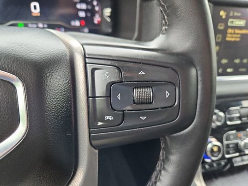 Used 2024 GMC Yukon Denali AWD/4WD image 17