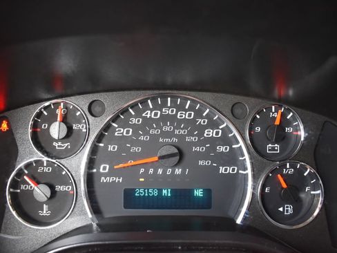 Used 2024 Chevrolet Express 3500 LS RWD image 14