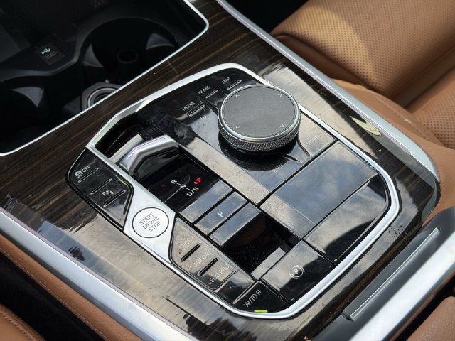 Used 2024 BMW X5 sDrive40i w/ Premium Package RWD image 19