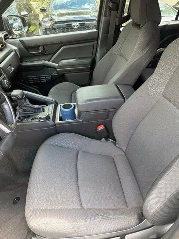 Used 2025 Toyota 4Runner 4WD image 4