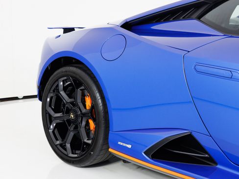 Used 2023 Lamborghini Huracan Tecnica RWD image 69