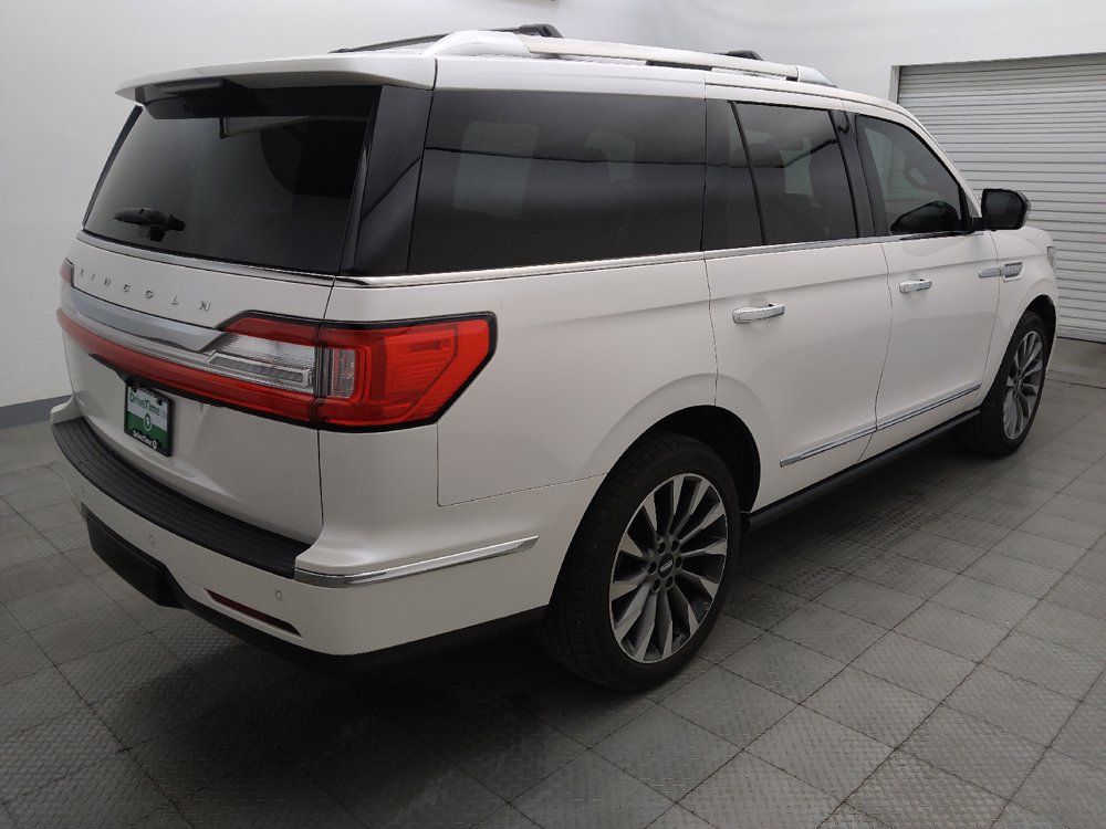 Used 2018 Lincoln Navigator Select w/ Cargo Package RWD image 9