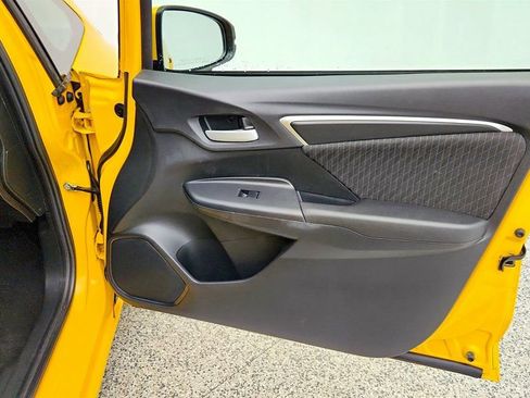 Used 2018 Honda Fit EX image 26