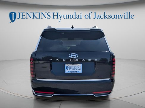 New 2026 Hyundai Palisade Calligraphy FWD image 4
