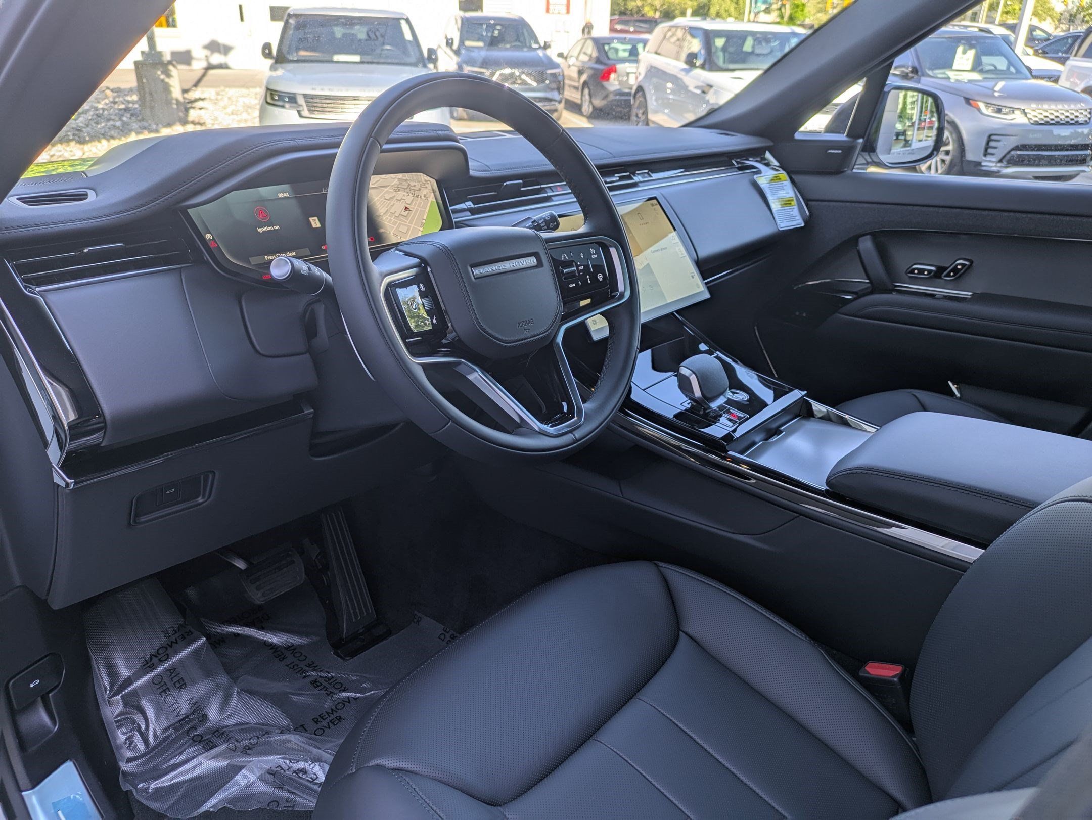 New 2026 Land Rover Range Rover Sport SE AWD/4WD image 15