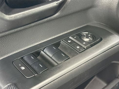 Certified 2024 Toyota Tacoma SR5 image 26