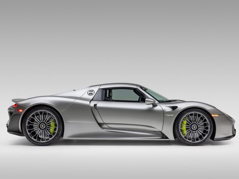 Used 2015 Porsche 918 Spyder AWD/4WD image 64