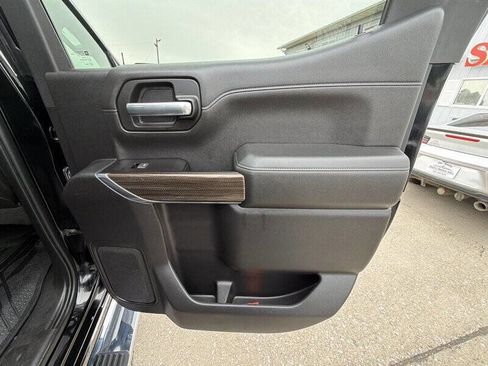 Used 2019 Chevrolet Silverado 1500 RST image 29