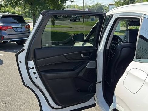 Used 2025 Acura MDX SH-AWD w/ Advance Package image 23