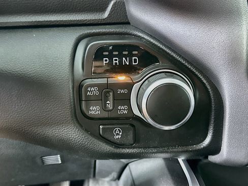 Used 2023 RAM 1500 Big Horn AWD/4WD image 23