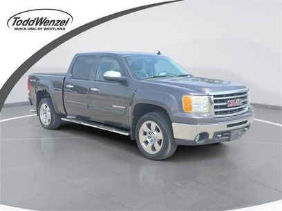 Used 2010 GMC Sierra 1500 SLT w/ LPO, Deluxe Chrome Package